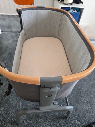 Maxi cosi iora - cosi, bed